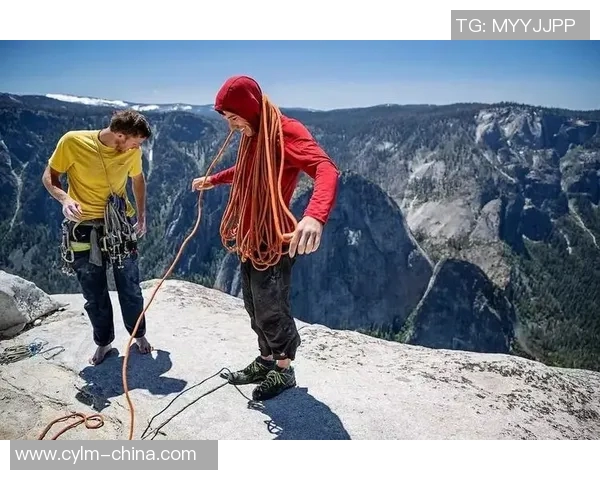 重庆极限运动队团队协作引发热议探讨极限运动的精神与挑战