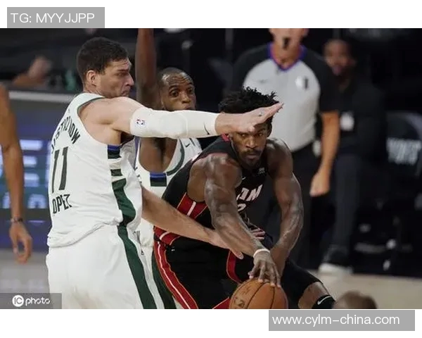 东部雄鹿与热火激战比分揭晓精彩瞬间回顾与分析